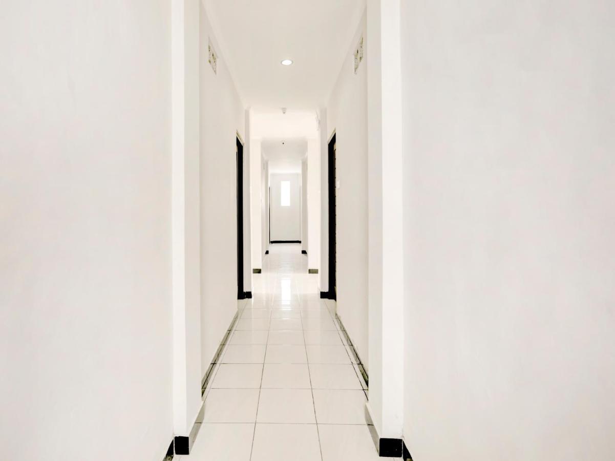 OYO 3156 Hotel Warta Dua Denpasar  Bagian luar foto