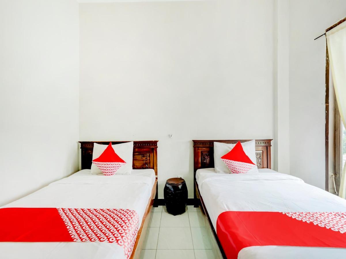 OYO 3156 Hotel Warta Dua Denpasar  Bagian luar foto