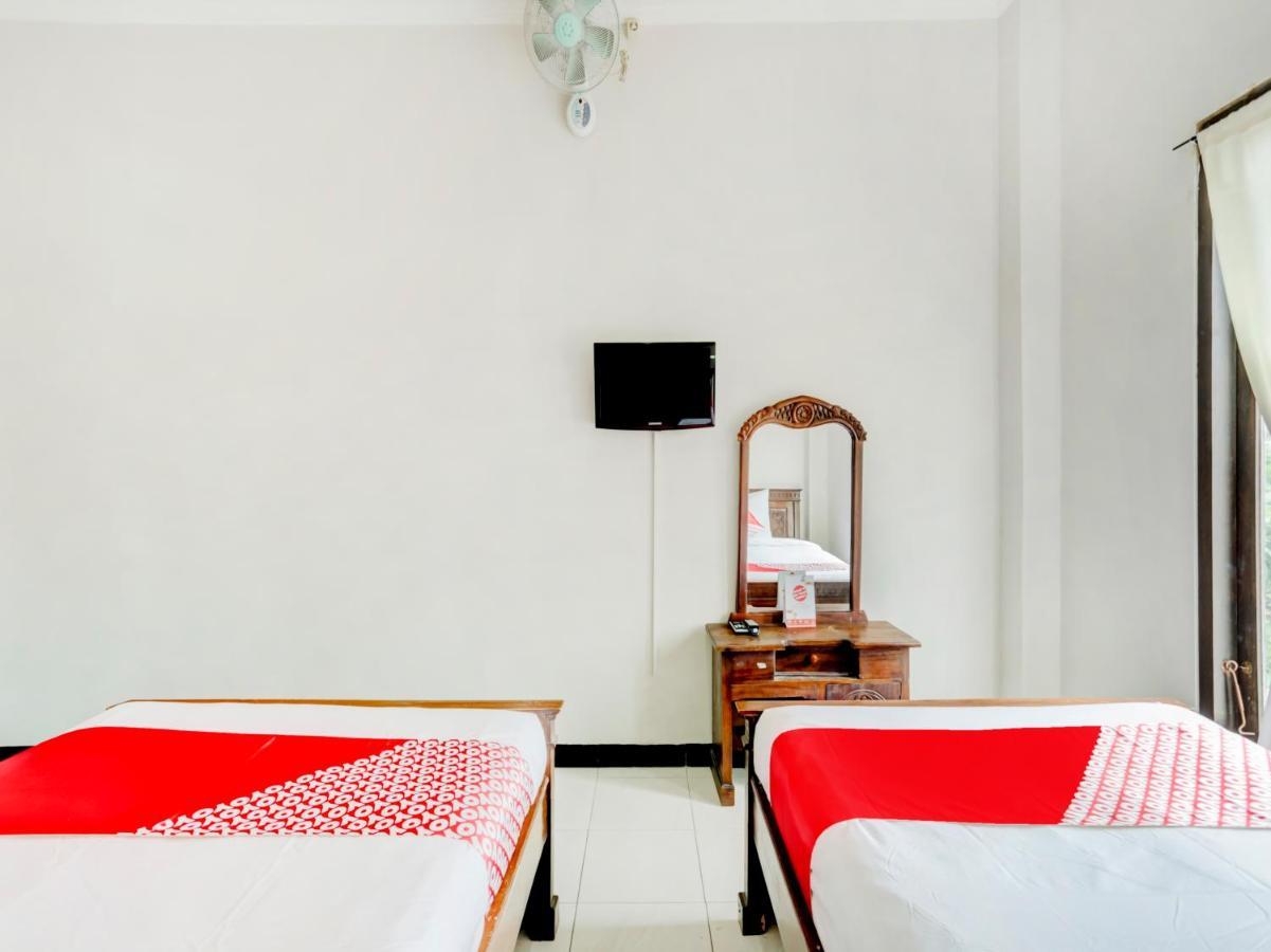 OYO 3156 Hotel Warta Dua Denpasar  Bagian luar foto