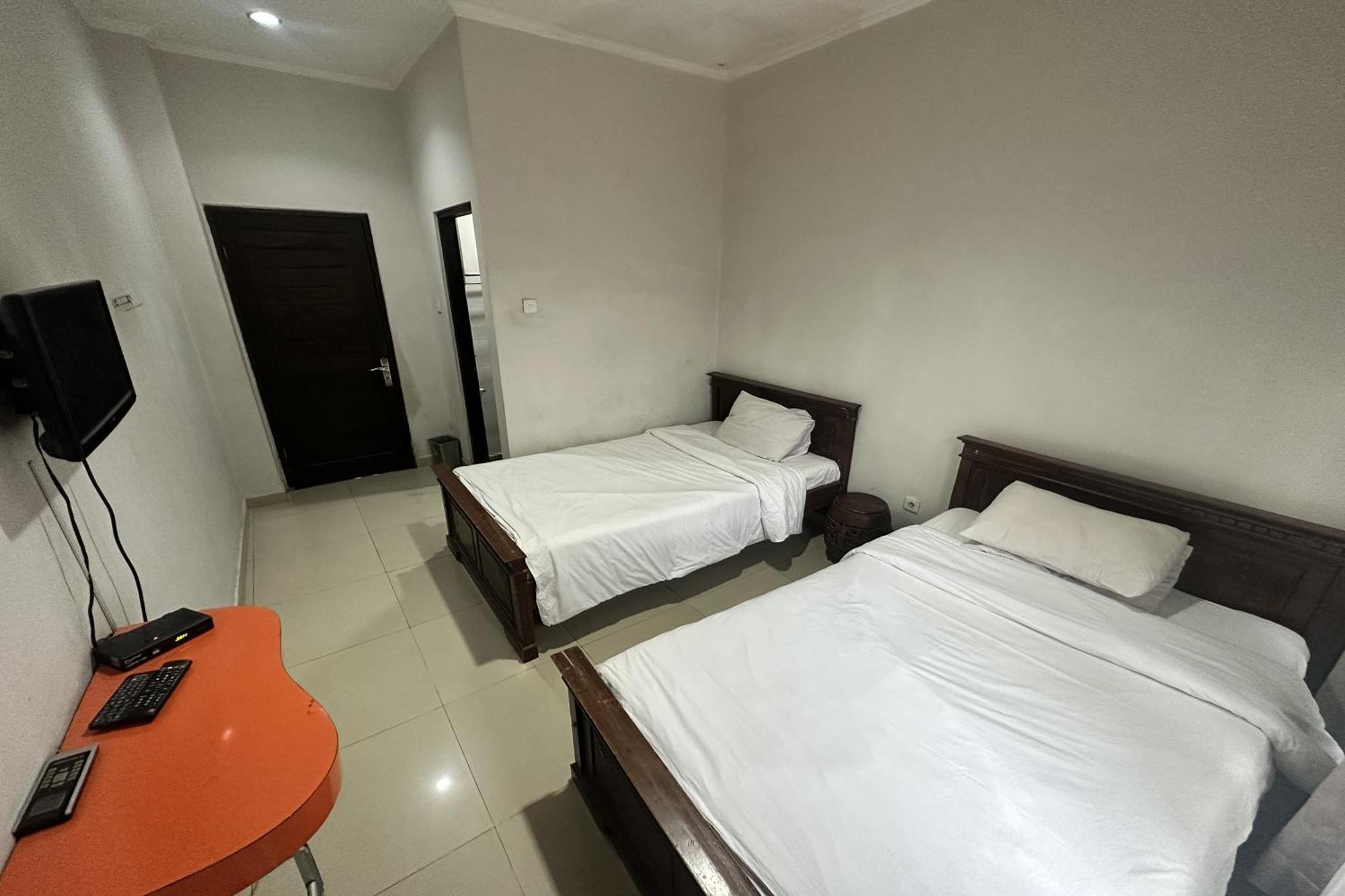 OYO 3156 Hotel Warta Dua Denpasar  Bagian luar foto