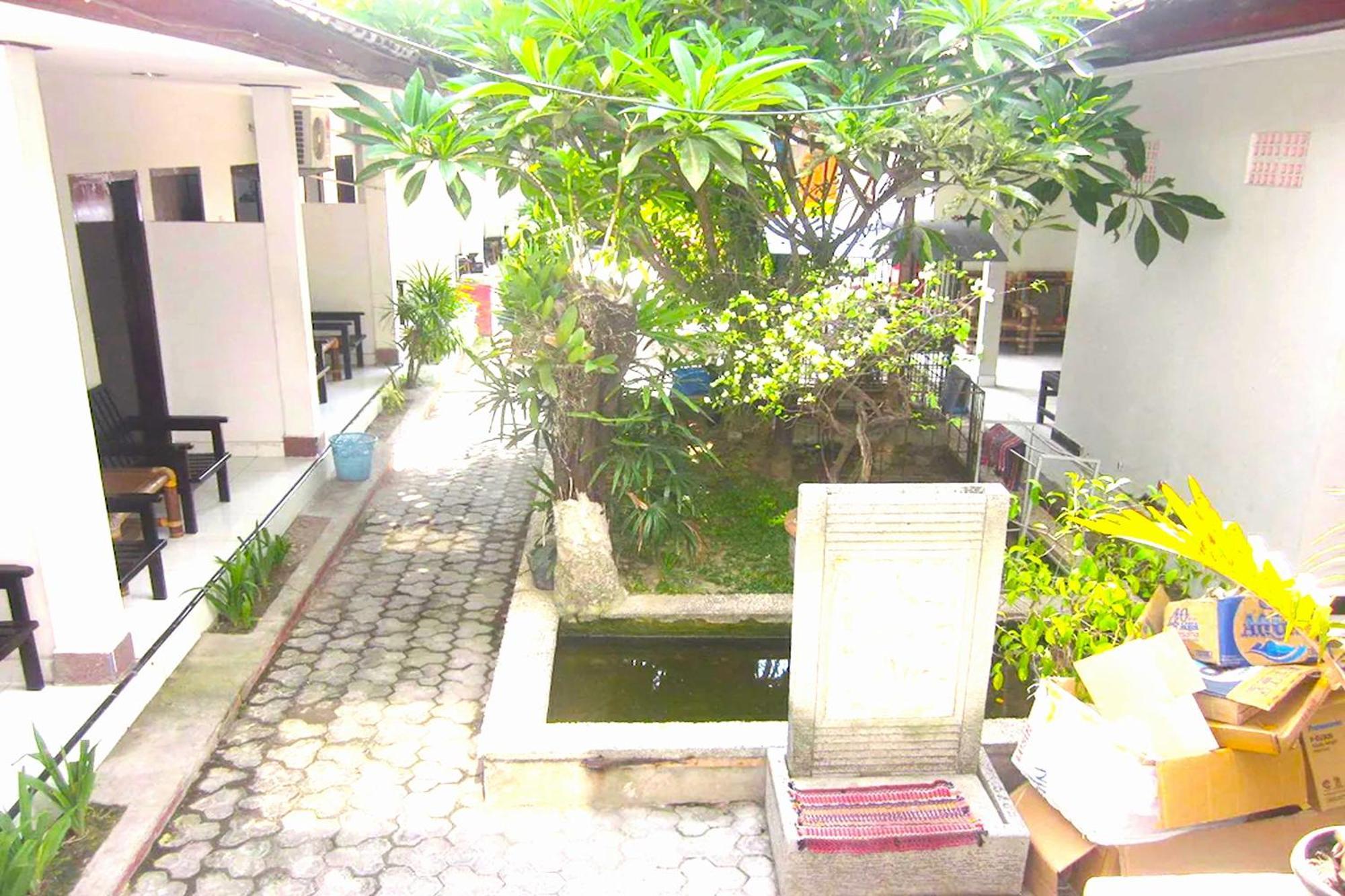 OYO 3156 Hotel Warta Dua Denpasar  Bagian luar foto